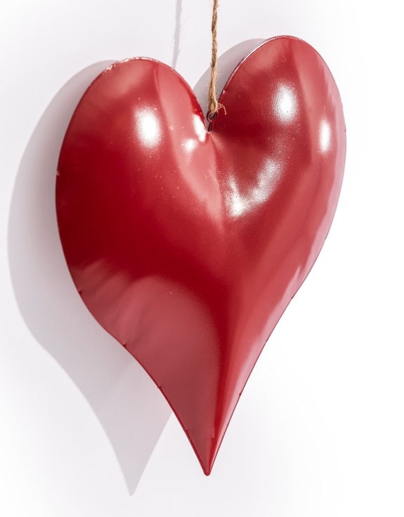 Large Red Metal Hanging Heart Ornament (to be bought in qtys of 6)