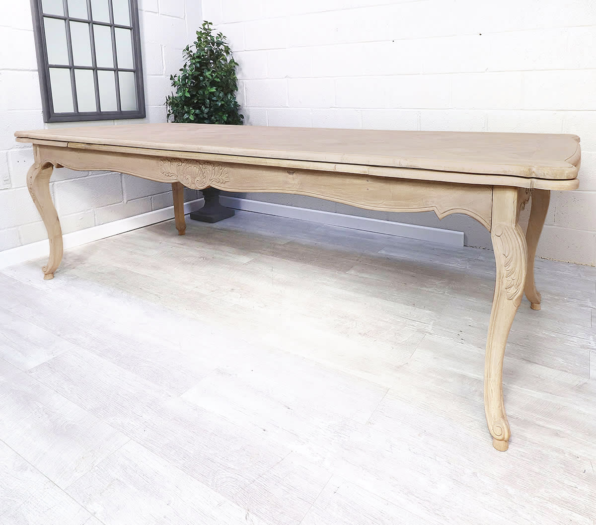 Francais Grande Extending Dining Table