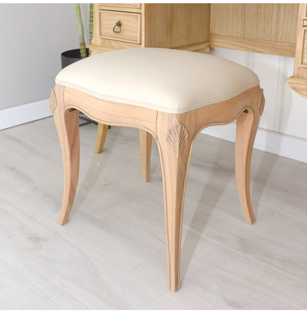 Limoges Bedroom Stool by Baker Furniture 