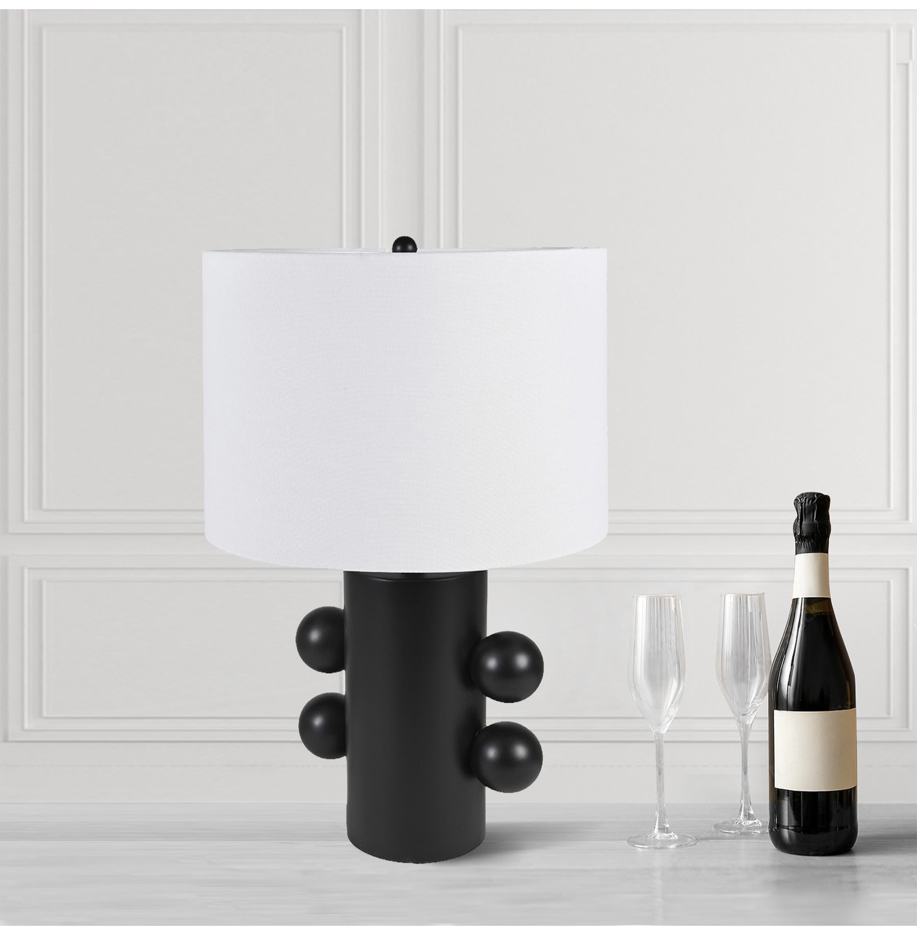 Matt Black 3D Ball Table Lamp