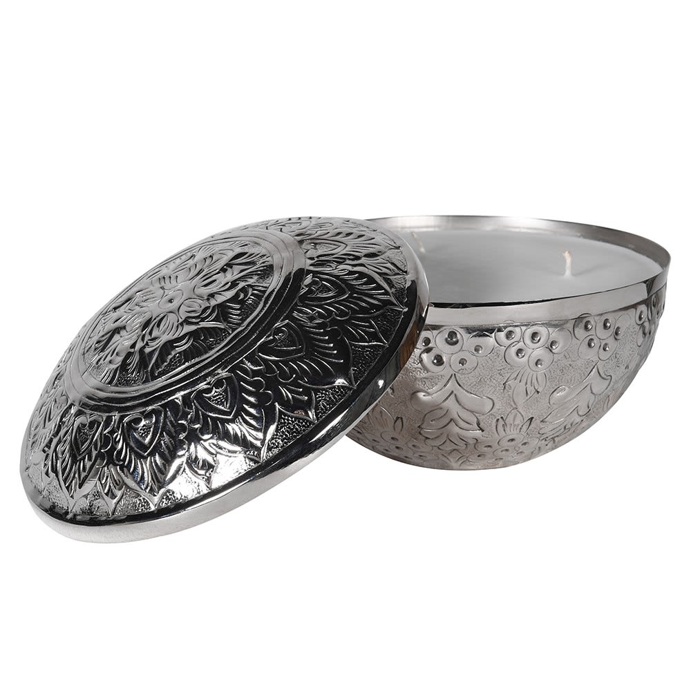 Oud and Green Tea Silver Candle