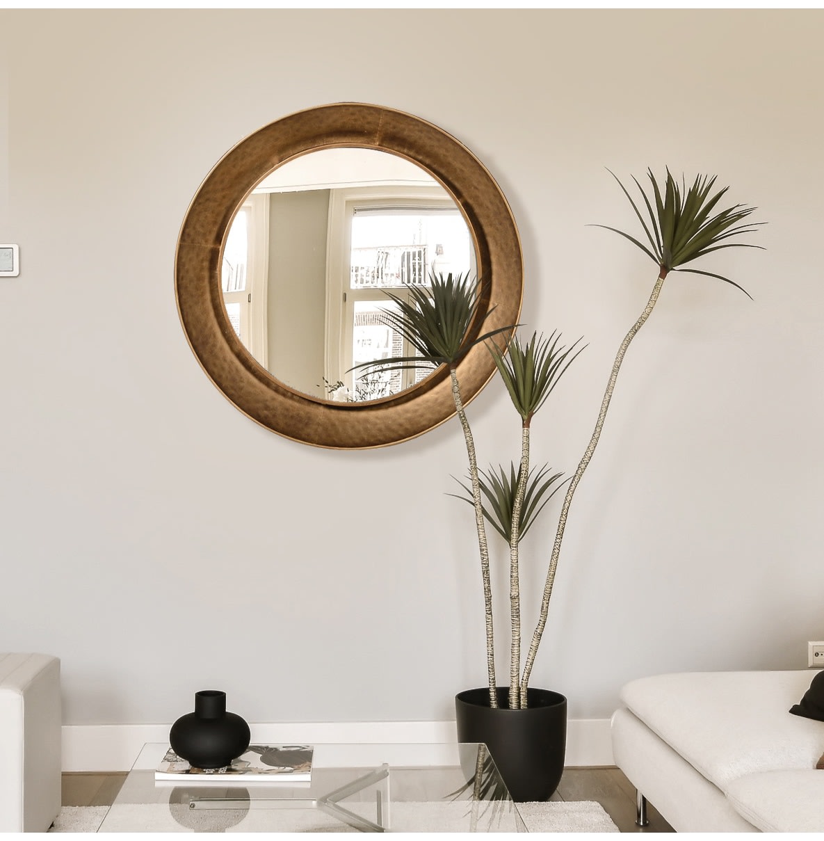 Round Gold Hammered Rim Wall Mirror