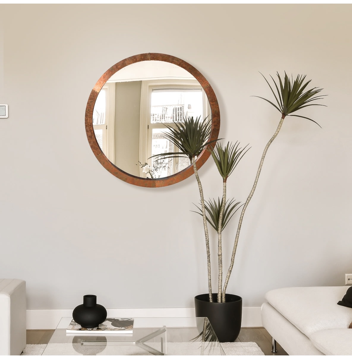 Mottled Brass Round Wall Mirror