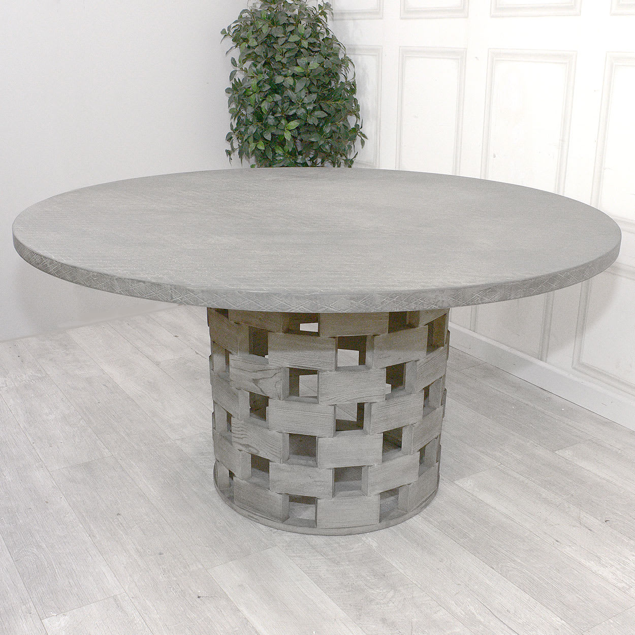 Lattice Base Round Dining Table