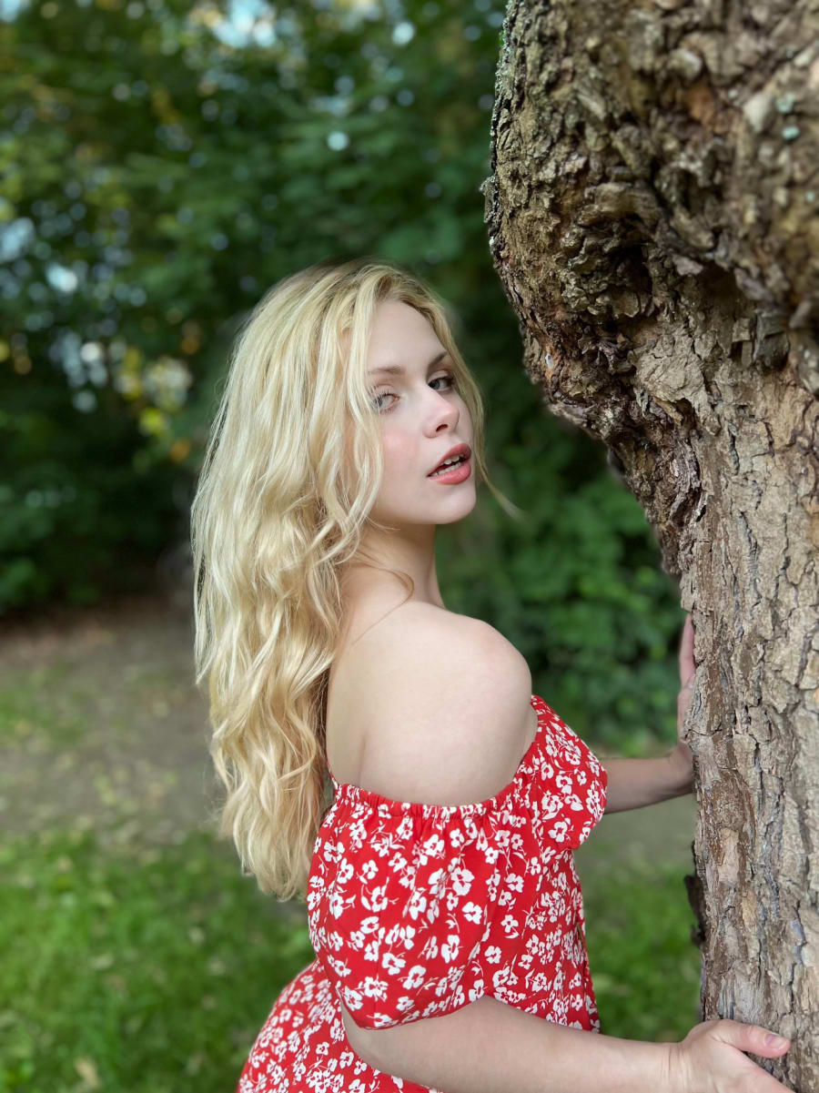 Spring photoshoot, photo 3