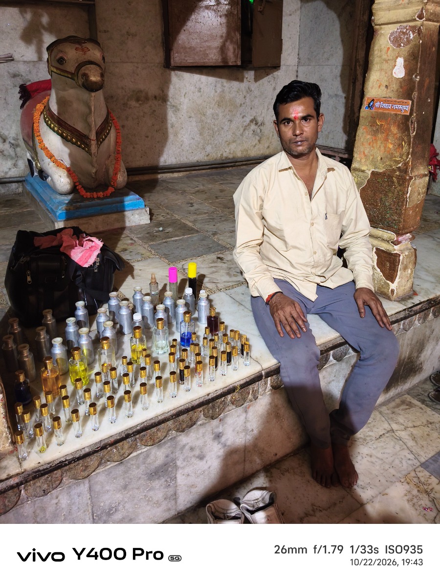 Naresh Singh perfume