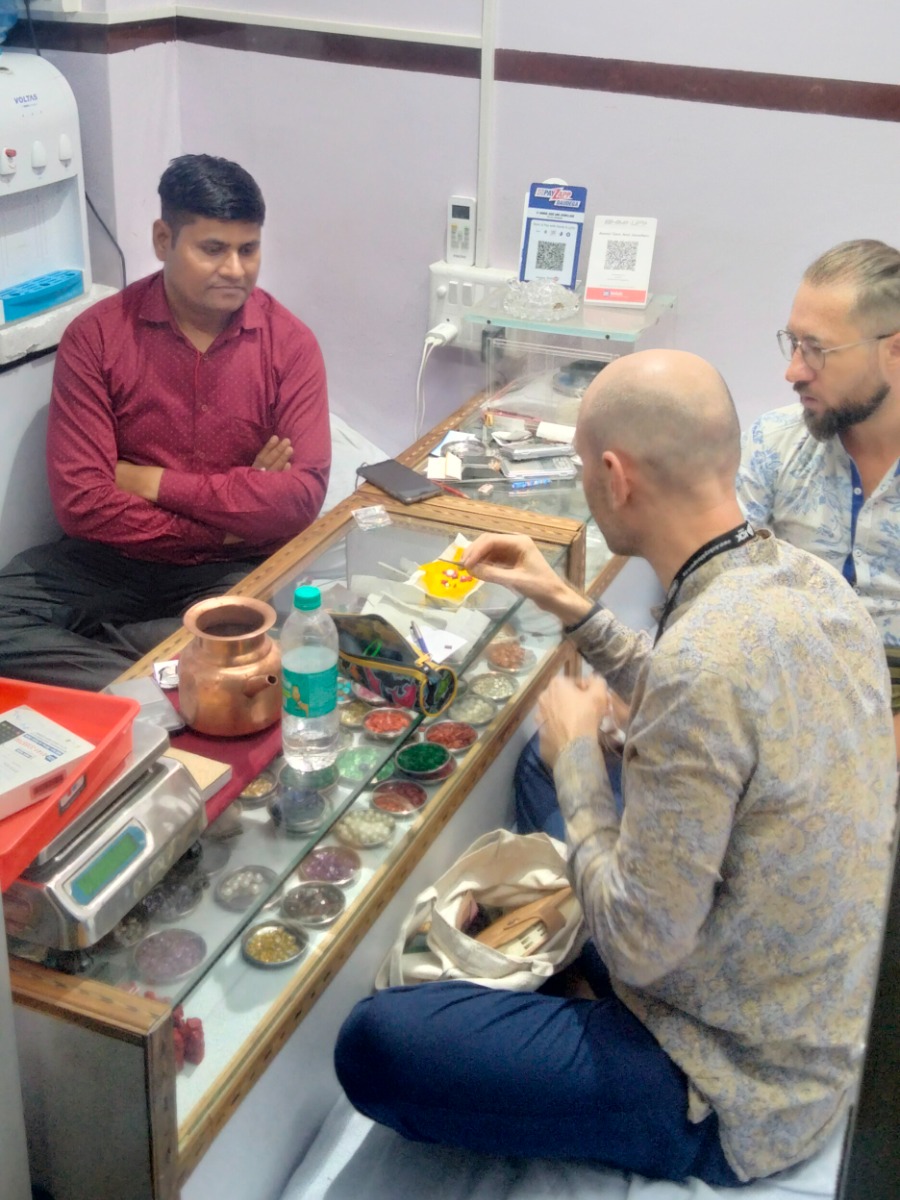 Anmol Gems & Jewellery