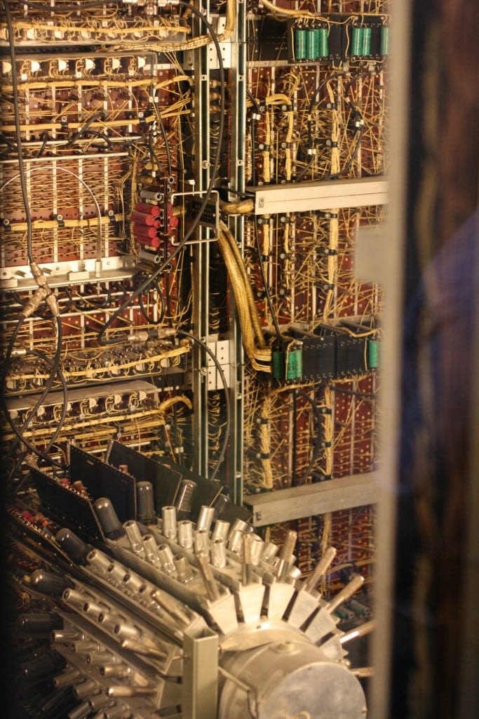 A knowledge transfer machine.
