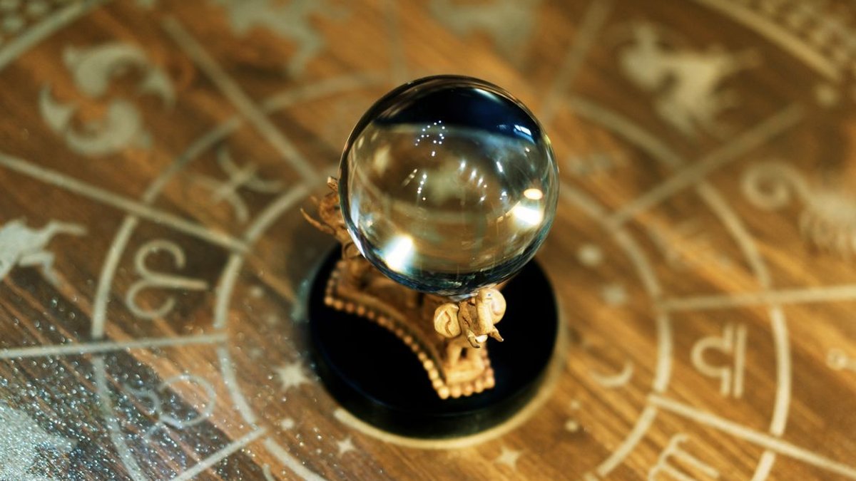 Mercury and Venus go into retrograde - mercury retrograde