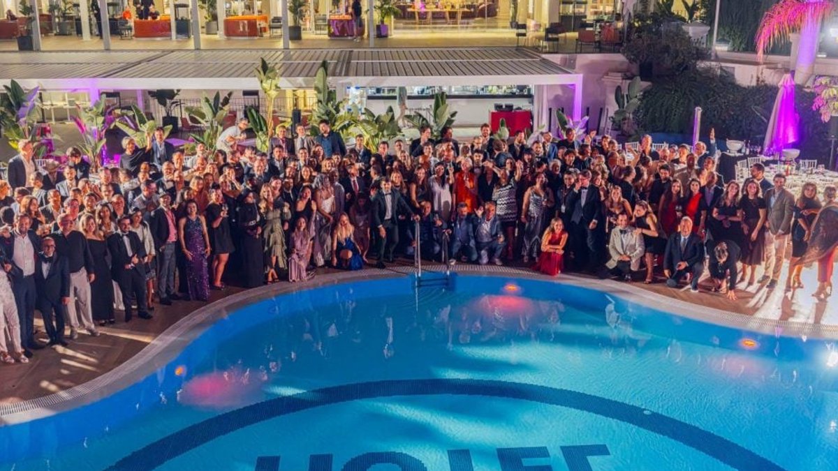 Over 220 Les Roches alumni reunite in Marbella Over 220 Les Roches alumni reunite in Marbella - les roches reunion