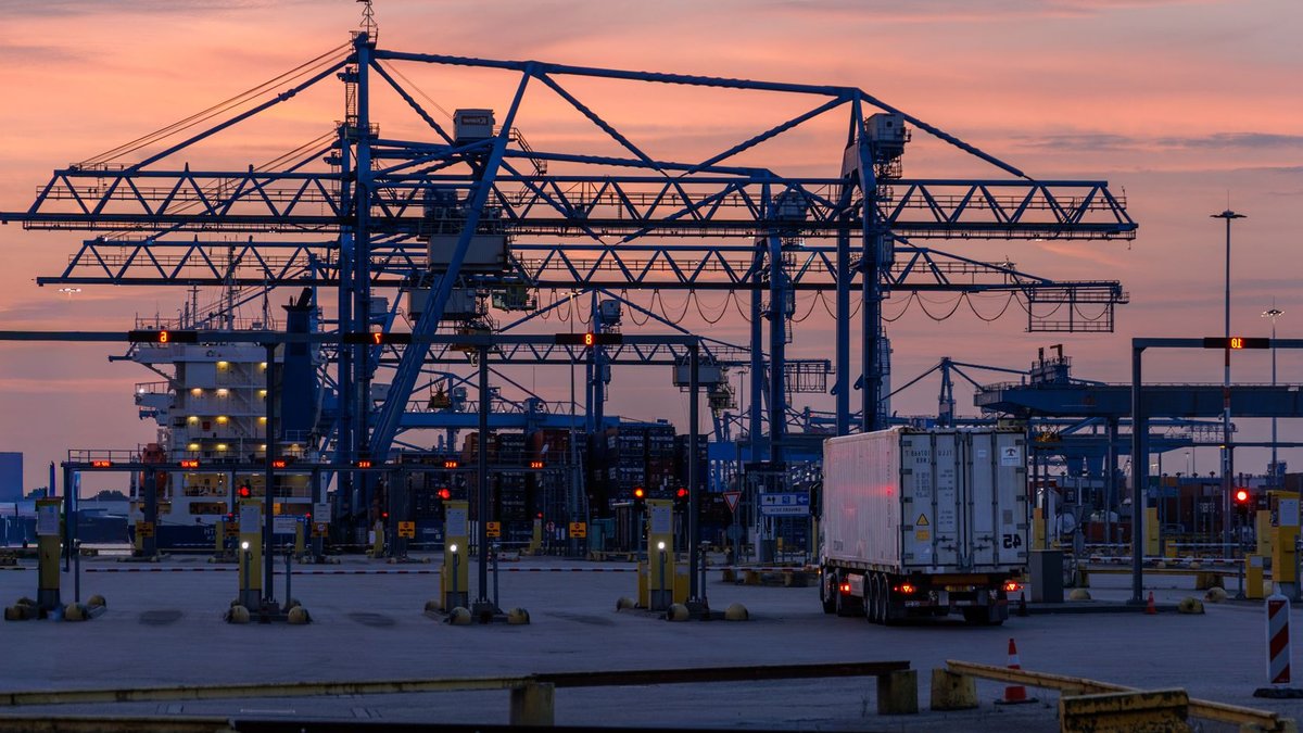 Foreign Freight Forwarders Steal US Maritime Identities Foreign Freight Forwarders Steal US Maritime Identities - maritime fraud