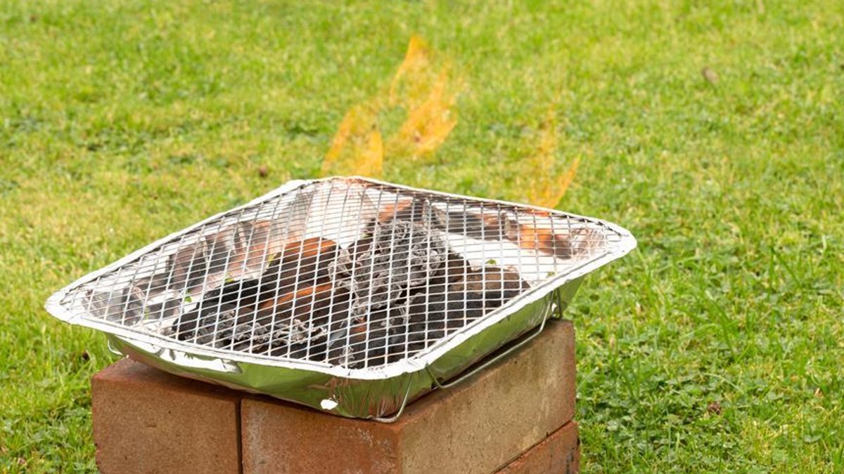 UK to weigh permanent ban on disposable barbecues - disposable barbecues ban