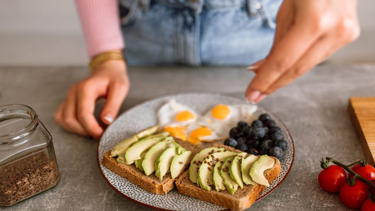 Experts recommend healthy breakfast foods - healthy breakfast