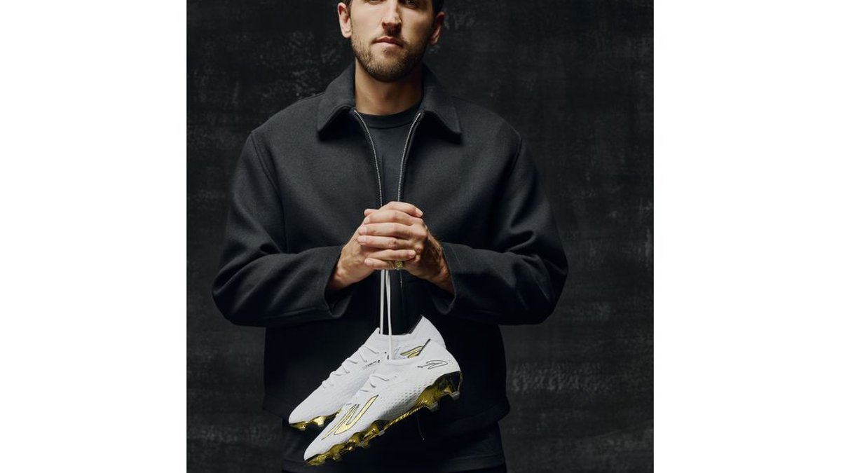 Skechers Releases Limited Edition Boot for Kane Skechers Releases Limited Edition Boot for Kane - skechers boot