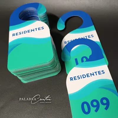 100 Marbetes colgantes 2 vistas - Estireno 9x19 cm
