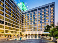 Bangkok Palace Hotel