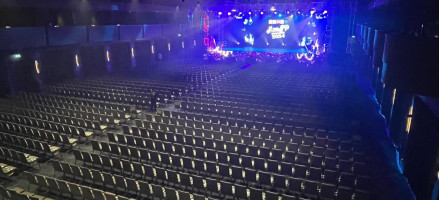 Phenix Pratunam : ฟินิกซ์ ประตูน้ำ