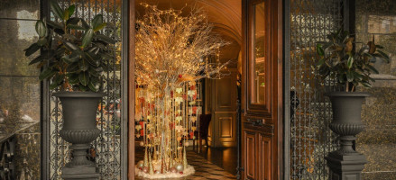 Hotel Muse Bangkok Autograph Collection