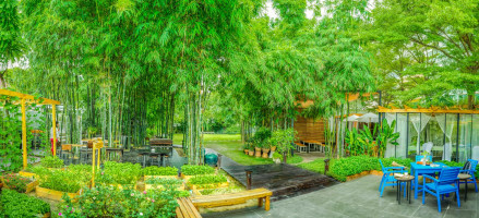 สวนเสียงไผ่ - Bamboo Whisper Garden