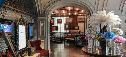 Hotel Muse Bangkok Autograph Collection