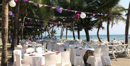 Chaolao Tosang Beach Hotel โรงแรมเจ้าหลาวทอแสงบีช