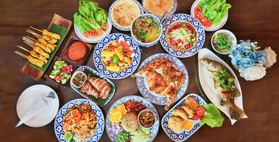 ร้านครัวกลางกรุง (Krua Klang Krung)