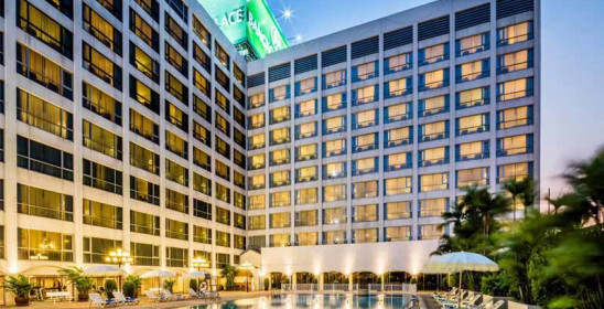 Bangkok Palace Hotel
