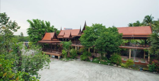 บ้านไทยหอมเกร็ด (Baan Thai Hom Kret)