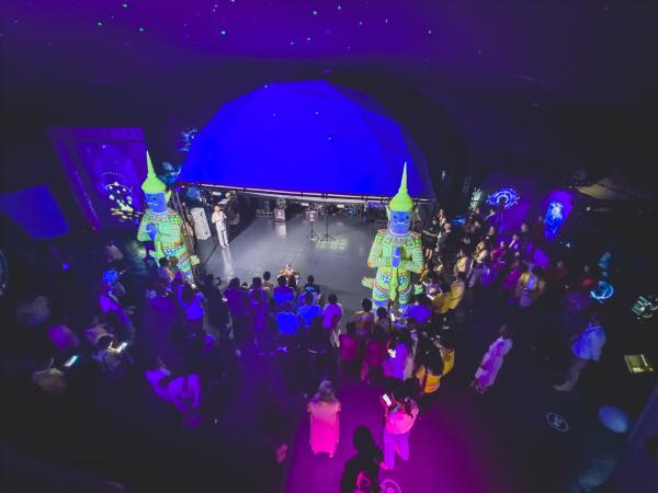 Angor Wat & Universe Hall