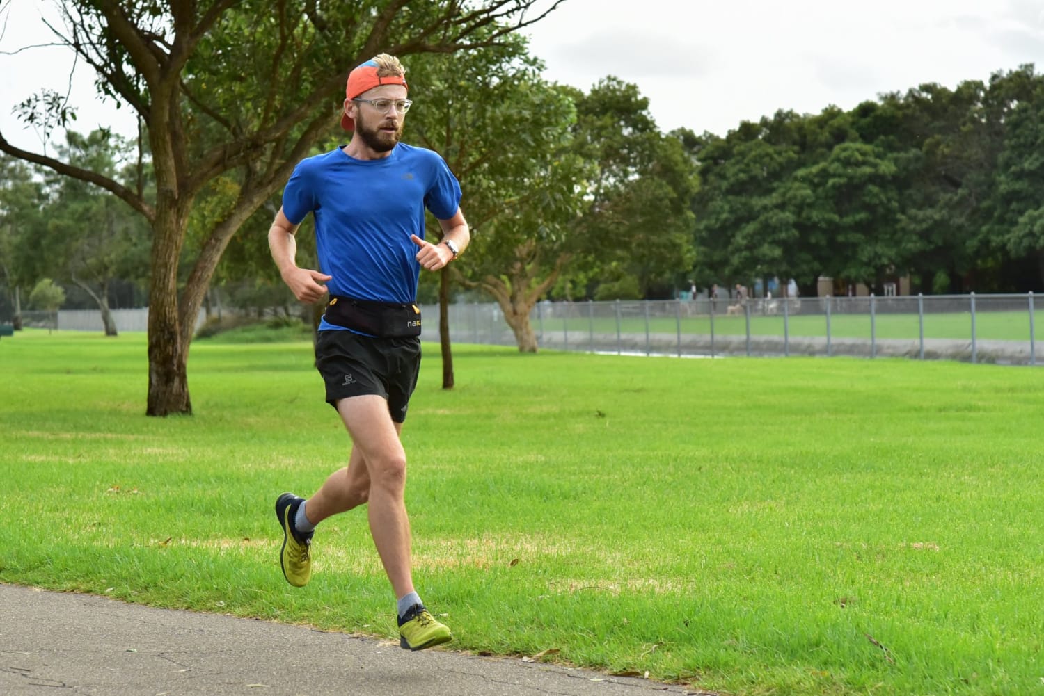 Road Trail Run: Naked Running Band Review: Versatile, Secure, High