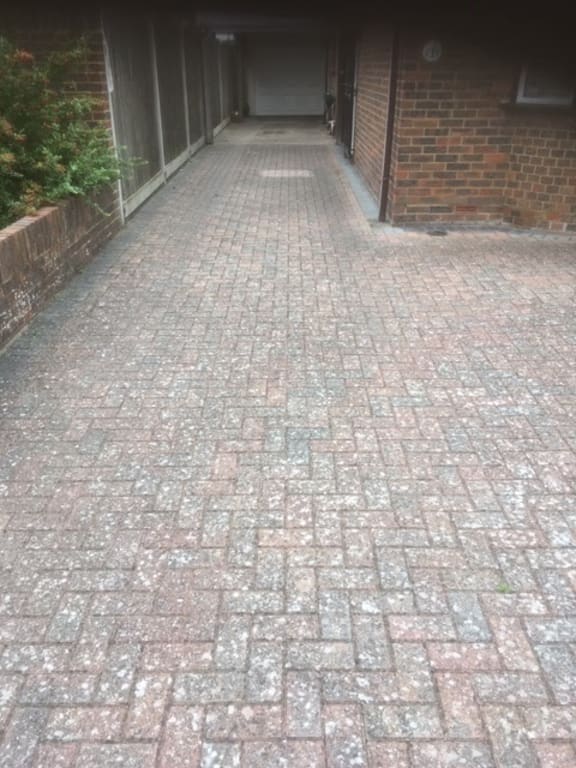 Jet Washing Bricks2