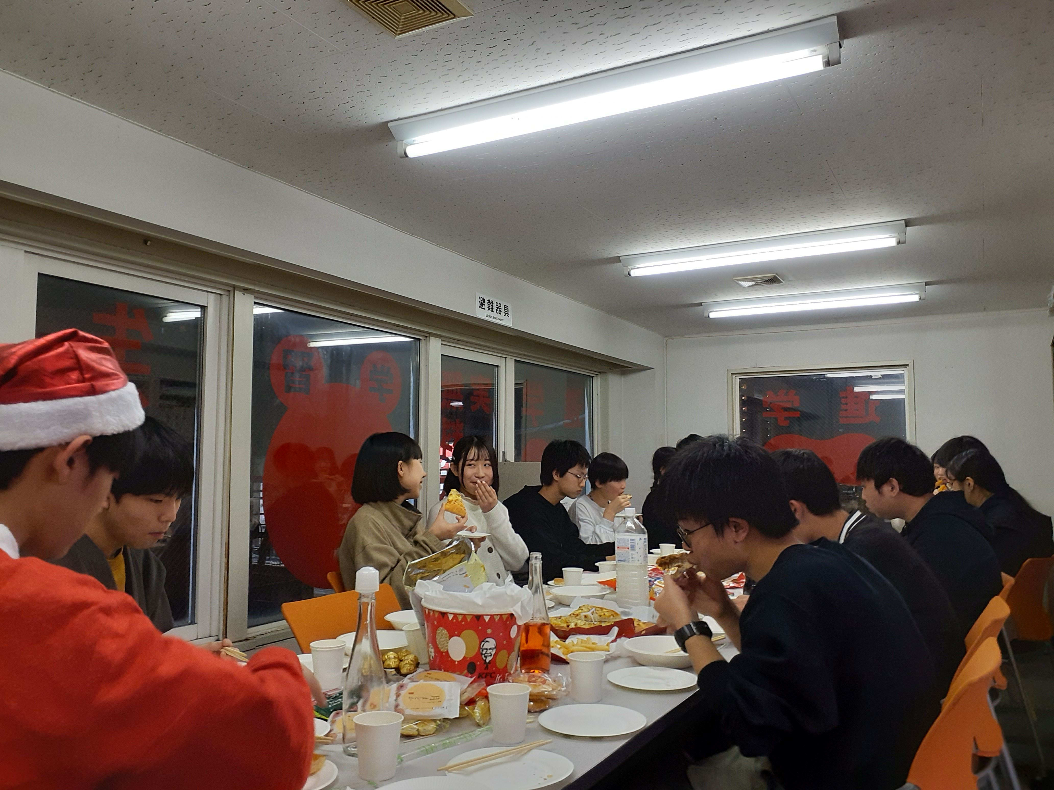 クリスマスウィークに受験生激励会を行いました！