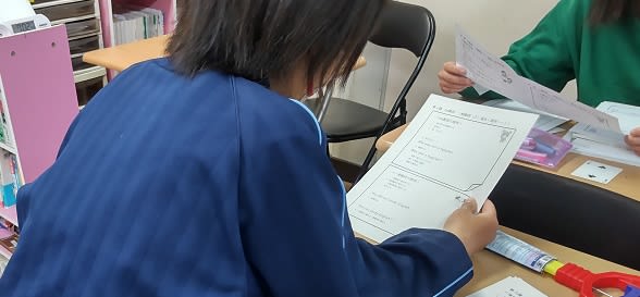 生徒同士で説明し合う