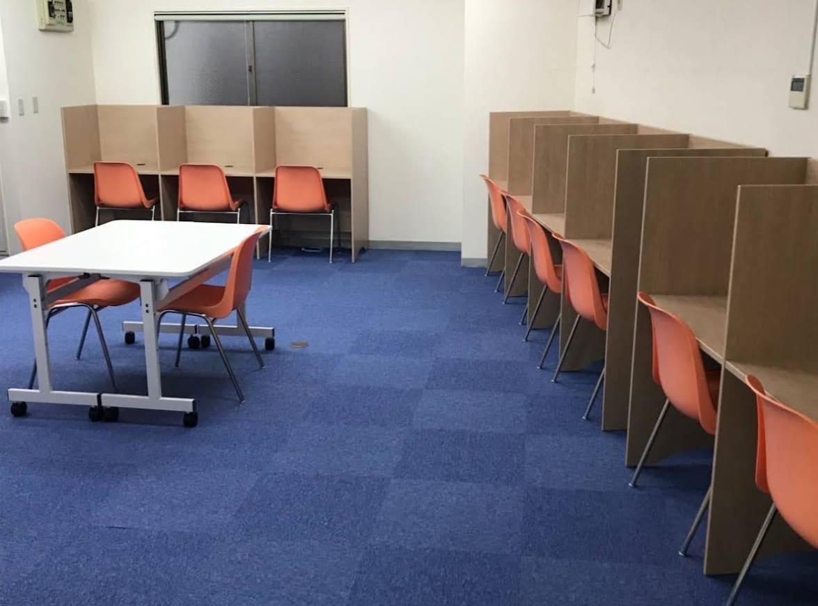 公式LINEにてお問合せ