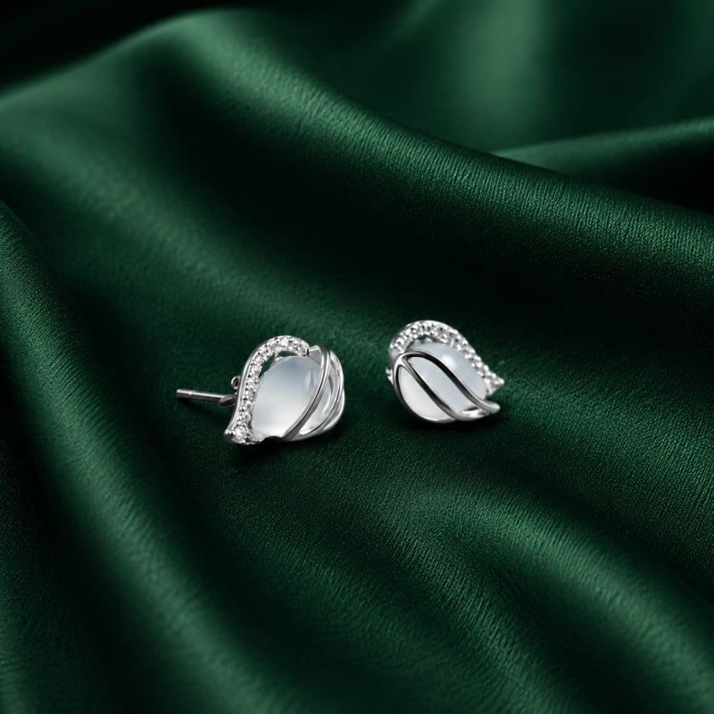 Stone with leaf silver stud - view 2