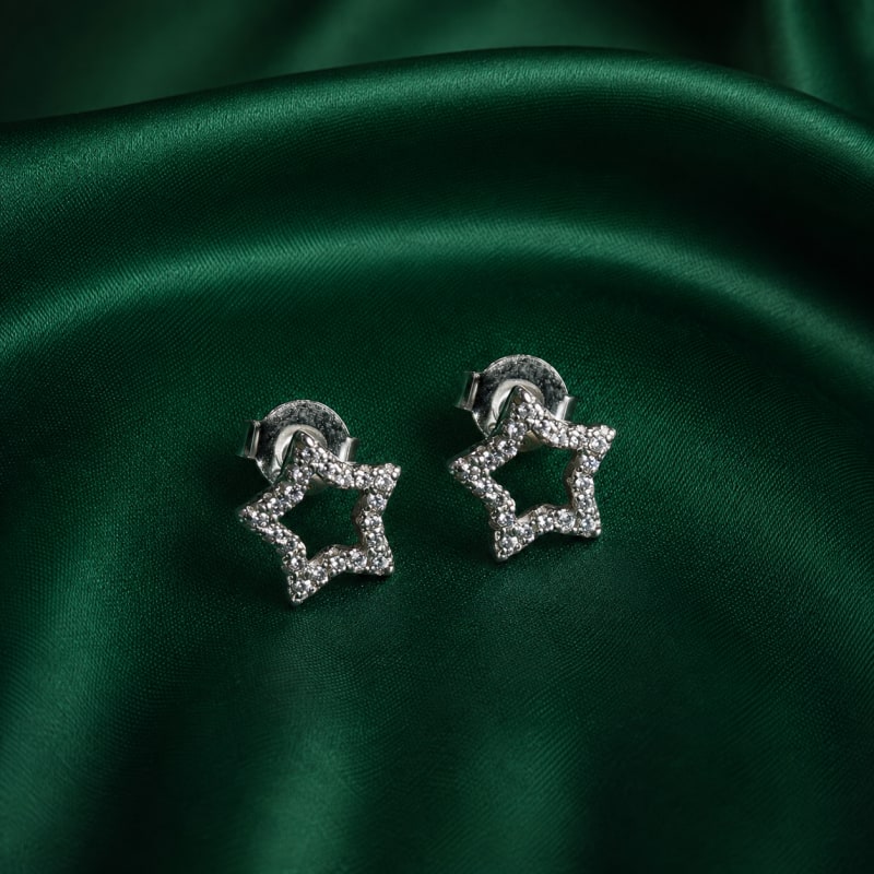 Star silver stud