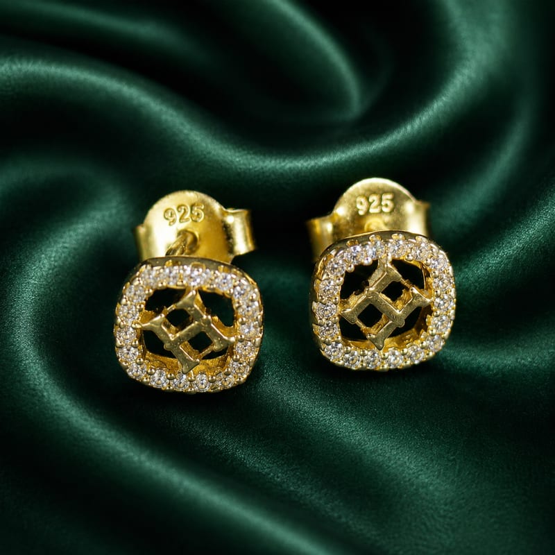 Stone H Gold plated stud - view 2