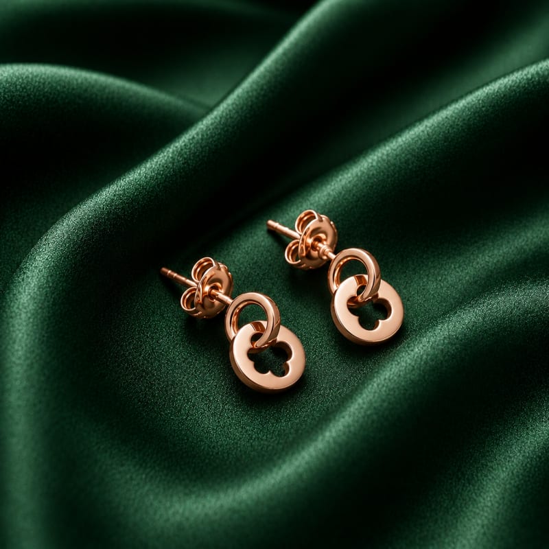 Ring charm rose gold stud