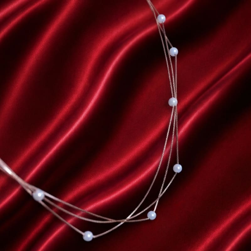 Triple layer pearl chain