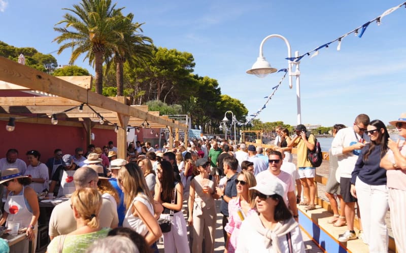 D*na Festival on the Mediterranean waterfront in Dénia, Spain