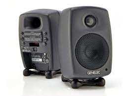 Genelec 8010A vs Yamaha HS5: Review 