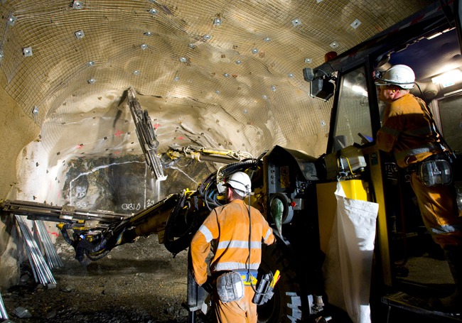 Análisis  Del Funcionamiento De Bombas De Desplazamiento Positivo En Procesos Mineros