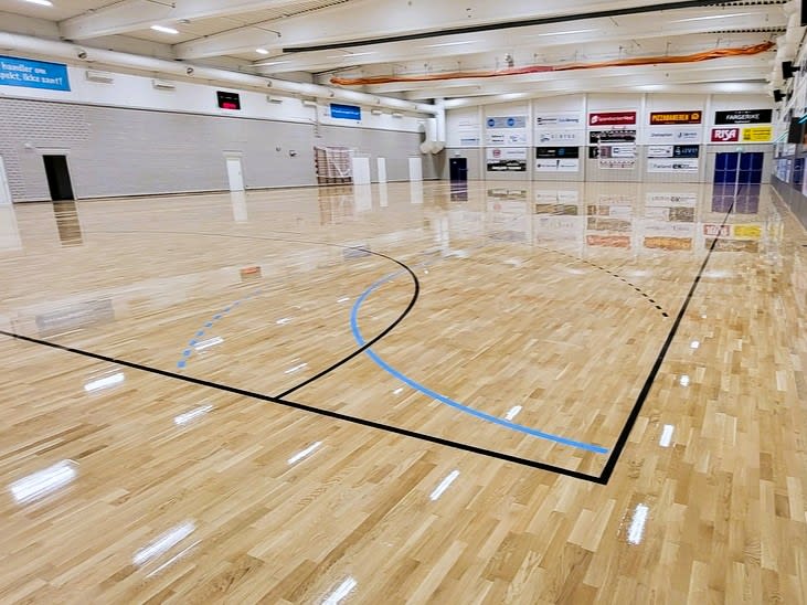 Vigrestadhallen - nytt sportsgulv
