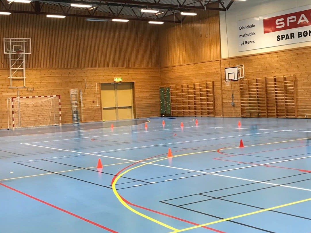 Bøneshallen - nytt sportsgulv