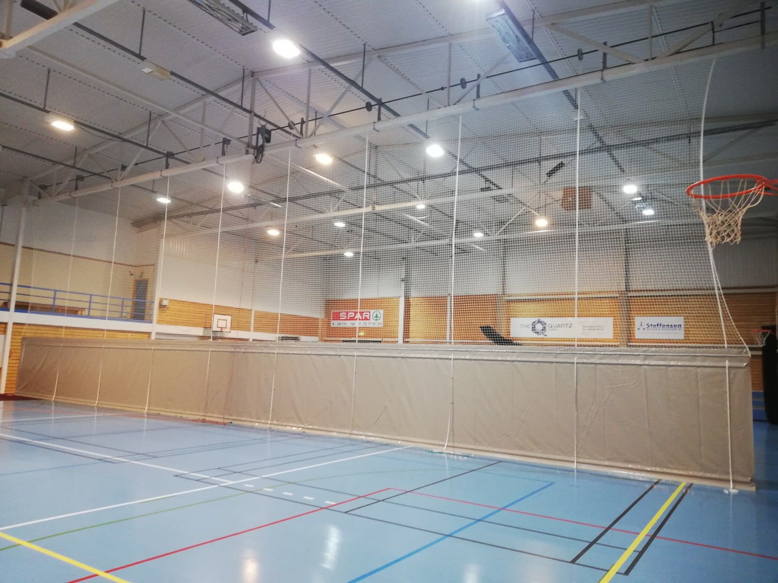 Hamarøyhallen - Skillevegger