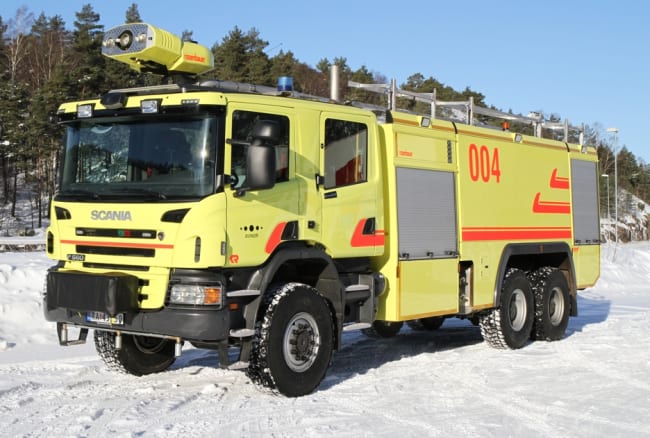 Første flyplassbrannbil i en serie på 25 til Avinor er levert