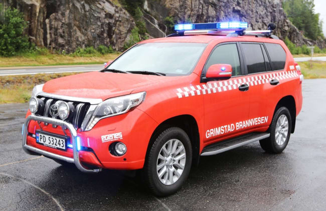 Vi gratulerer Grimstad Brannvesen med ny Toyota Landcruiser Røykdykkerbil