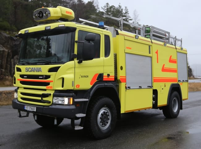 Vi gratulerer Svolvær lufthavn med ny brannbil!