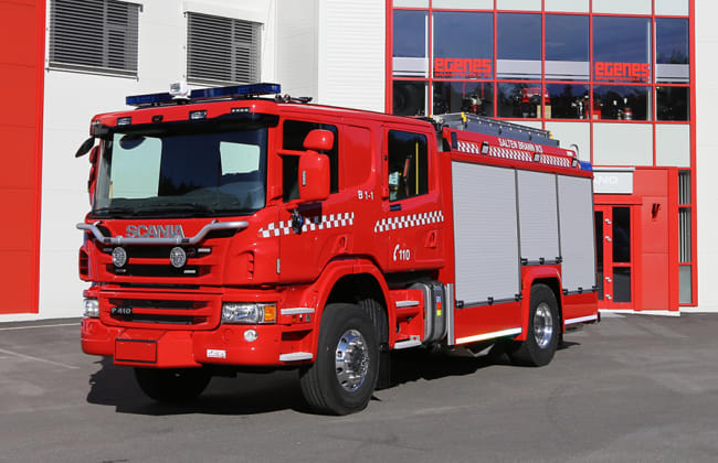 Vi gratulerer Salten Brann med ny brannbil på Scania 4x4 chassis med original mannskapskabin