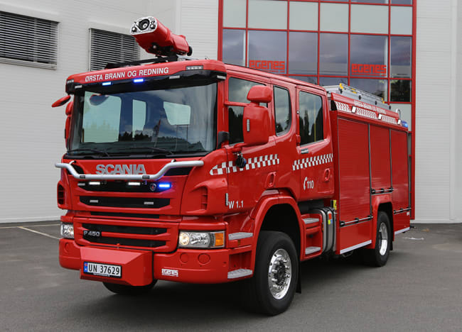Vi gratulerer Ørsta brann og redning med ny brannbil med fjernstyrt takkanon på Scania 4x4 chassis